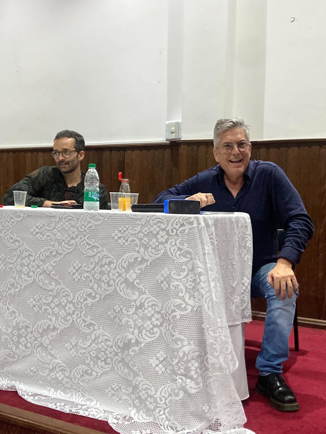 Aula do Professor Jean-Michel Vives 05